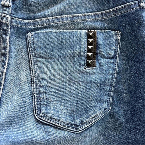 Black Orchid Low Rise Jeans - 25 - Picture 5 of 9